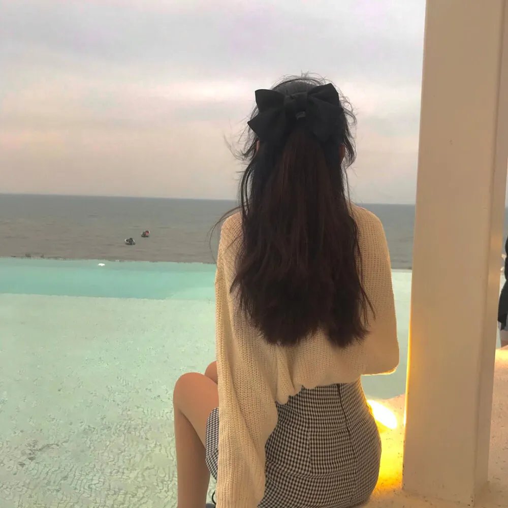 50英尺高的女人